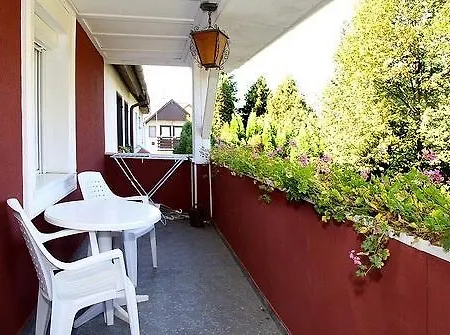 Susanna Vendeghaz Apartment Buk